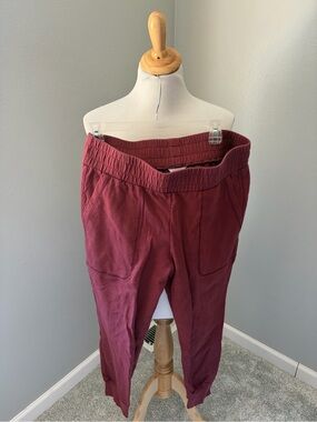CAbi Women's Maroon Elastic-Waist Training Jogger Pants #4133